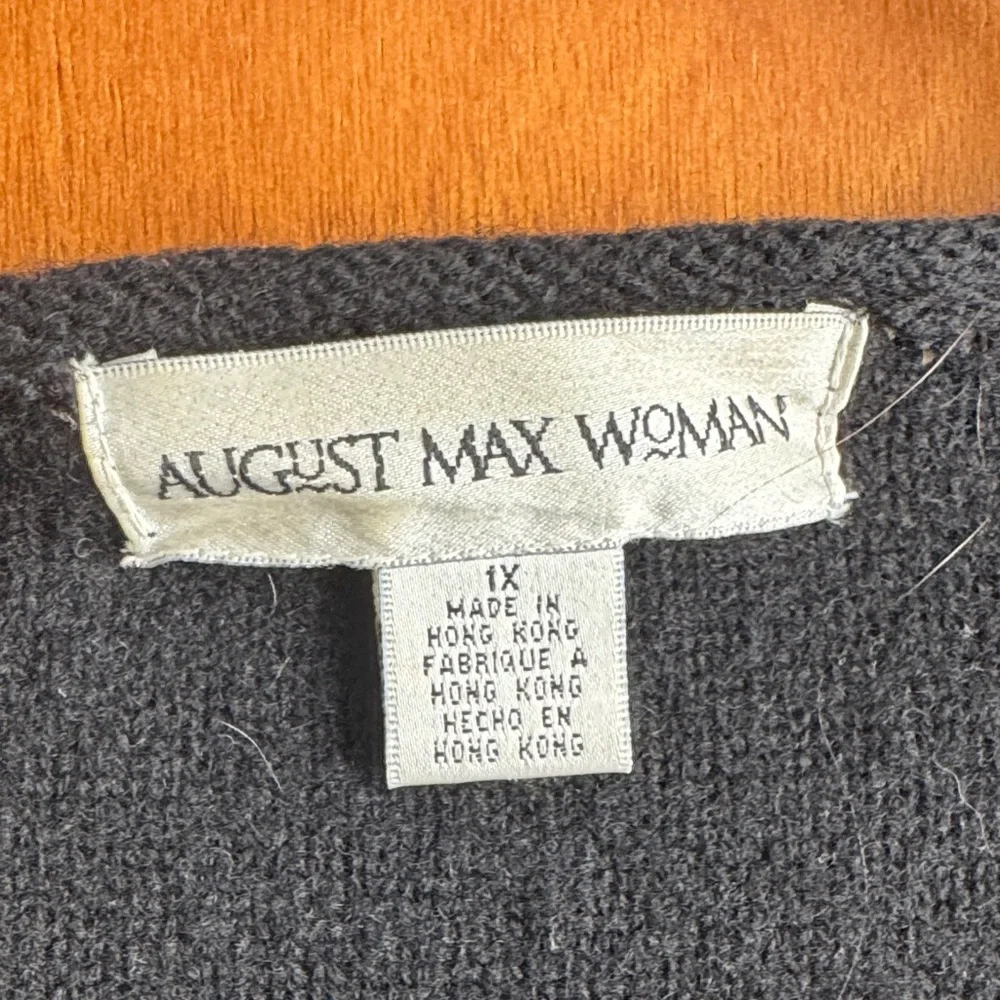 Black Cardigan with White Embroidery - Picture 2 of 3